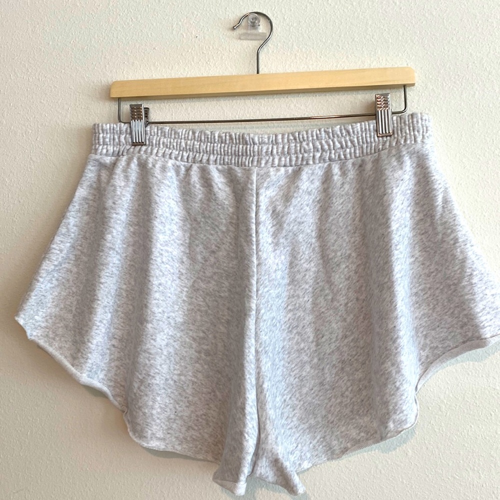 Angled hem soft shorts